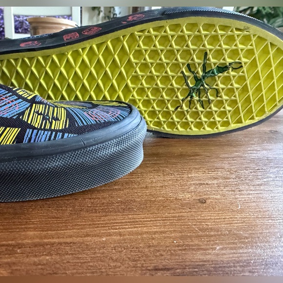 Vans x The Nightmare Before Christmas Slip On - Picture 4 of 8